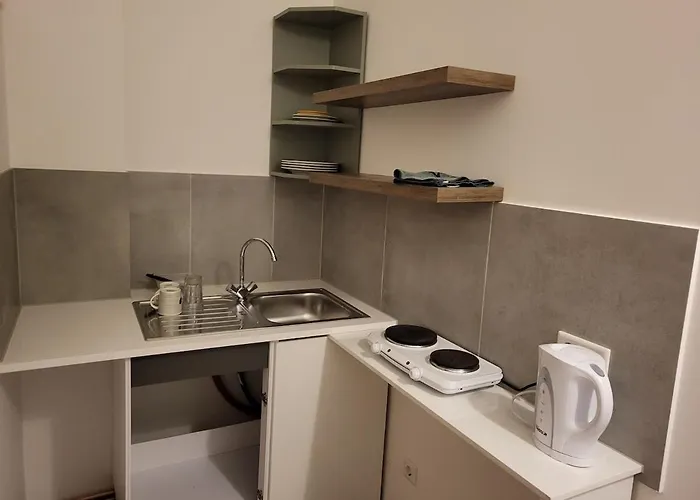 Kleine Naehe Reihn * Duisburg