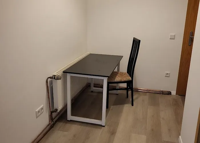 Kleine Naehe Reihn *